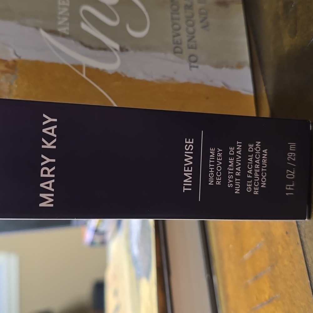 BRAND NEQ!!!Mary Kay Timewise Nighttime Recovery Gel